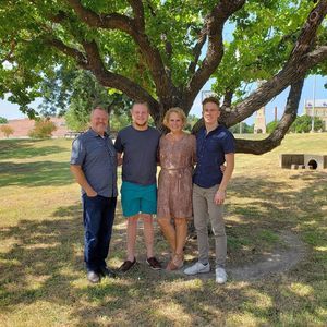 Meet your Posher, Melissa